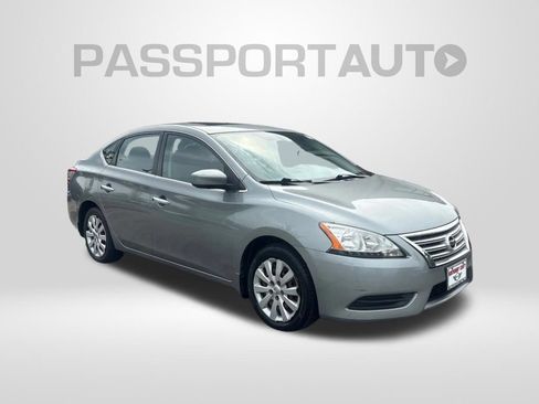 Used 2013 Nissan Sentra SV w/ Premium Pkg FWD image 3