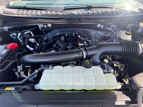 Certified 2025 Ford Expedition Active RWD image 18