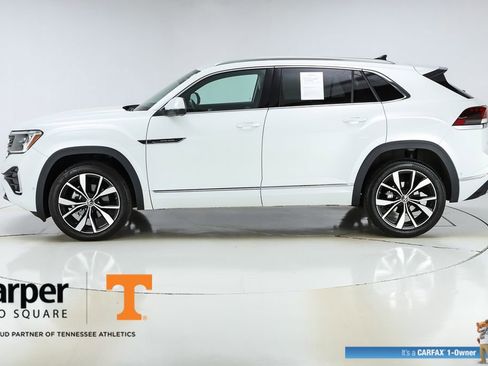 Used 2025 Volkswagen Atlas Cross Sport SEL Premium R-Line AWD/4WD image 2