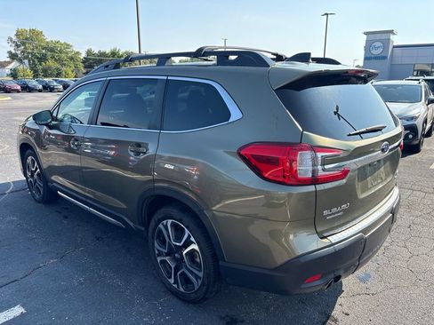 Used 2024 Subaru Ascent Limited w/ Technology Package AWD/4WD image 5