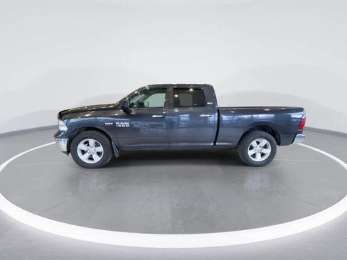 Used 2017 RAM 1500 Classic SLT image 5
