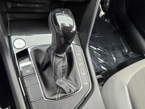 Certified 2023 Volkswagen Taos S image 18