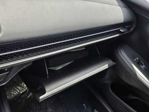 Certified 2025 Honda HR-V EX-L image 22