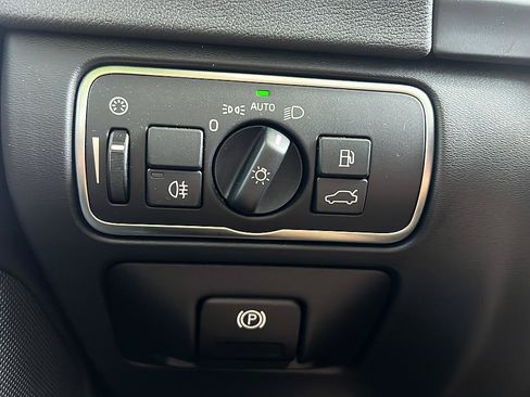 Used 2016 Volvo S60 T5 Inscription Platinum FWD image 25