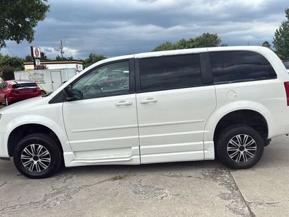 Used 2010 Dodge Grand Caravan SE w/ Climate Group