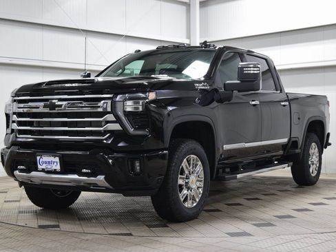 New 2026 Chevrolet Silverado 2500 High Country w/ Technology Package image 3