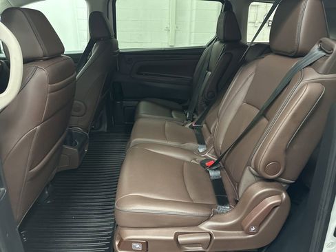 Used 2025 Honda Odyssey Touring image 37