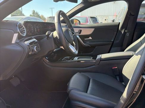 Used 2025 Mercedes-Benz CLA 250 image 10