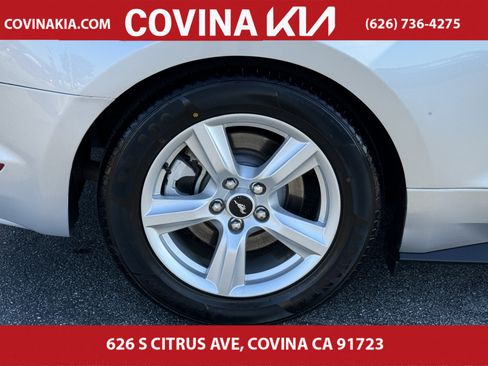 Used 2017 Ford Mustang Convertible image 10