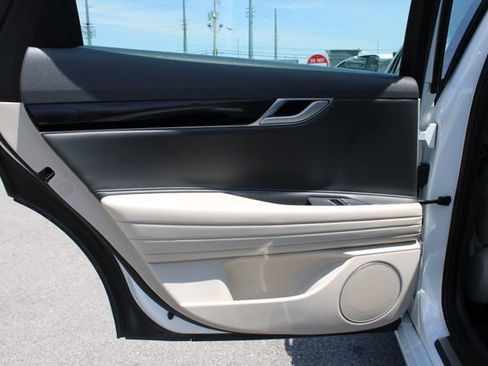 Used 2022 Genesis G80 2.5T AWD/4WD image 30