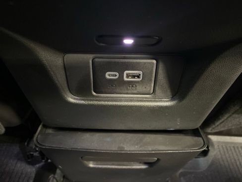Used 2024 Cadillac XT6 Luxury w/ LPO, Floor Liner Package AWD/4WD image 19