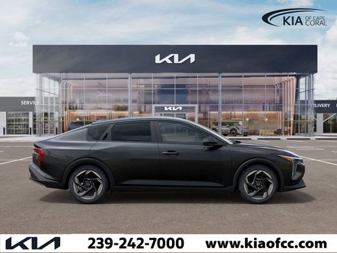 New 2025 Kia K4 EX image 7