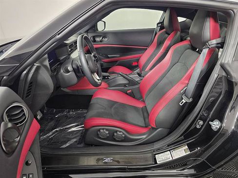 Used 2024 Nissan Z Performance w/ Floor Mat Package RWD image 18