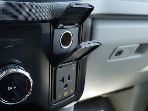 Used 2024 Ford F350 Limited image 49