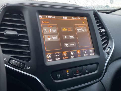 Certified 2023 Jeep Cherokee Altitude Lux image 27