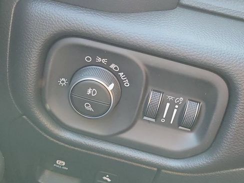 New 2026 RAM 1500 Big Horn AWD/4WD image 8