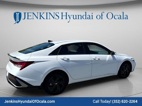 New 2026 Hyundai Elantra SEL Sport Premium FWD image 6