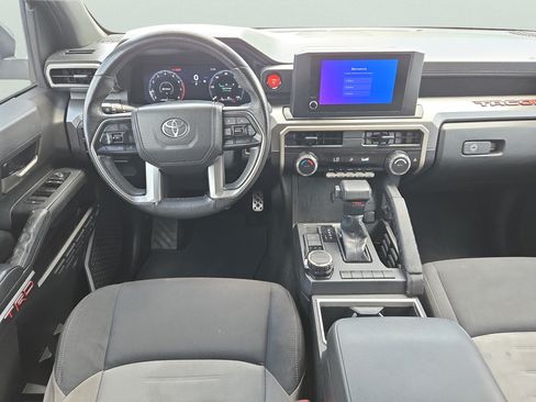 Used 2024 Toyota Tacoma TRD Sport AWD/4WD image 10