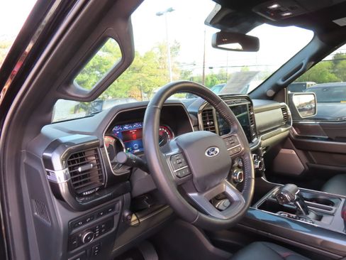 Used 2021 Ford F150 XLT w/ Equipment Group 302A High image 20