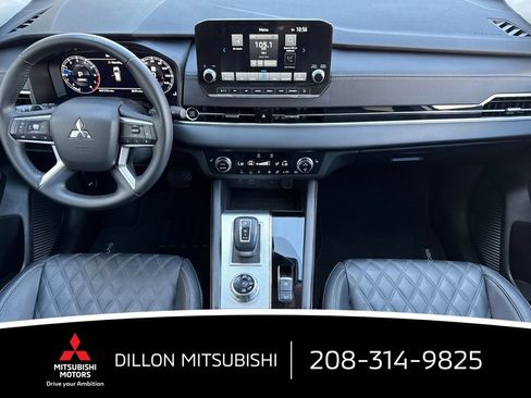 Used 2024 Mitsubishi Outlander SEL AWD/4WD image 13
