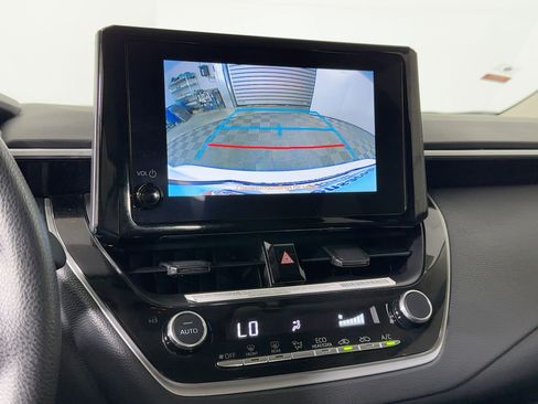 Used 2024 Toyota Corolla LE image 23