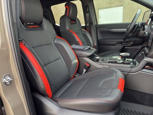 Used 2025 Ford Ranger Raptor image 16