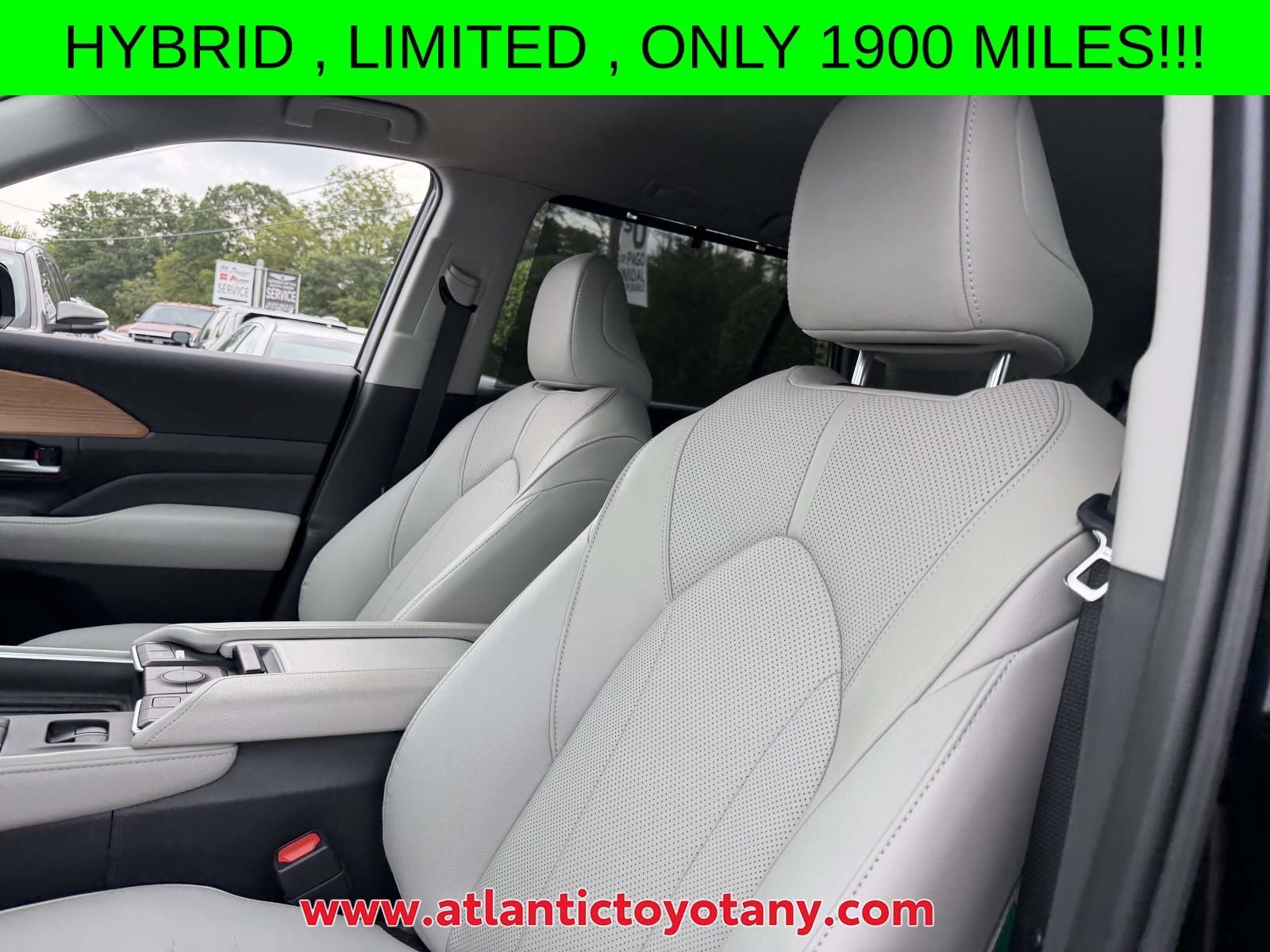 Used 2026 Toyota Grand Highlander AWD Hybrid image 13