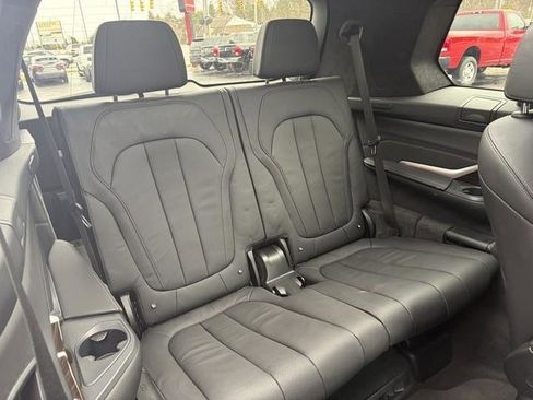 Used 2019 BMW X7 xDrive50i w/ M Sport Package image 29