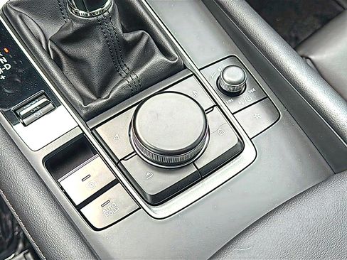 New 2026 MAZDA MAZDA3 s FWD image 26