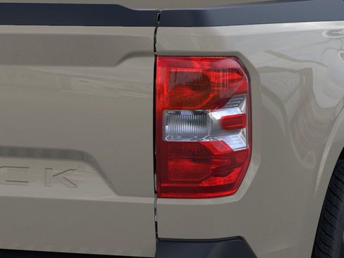 New 2025 Ford Maverick XLT w/ XLT Luxury Package AWD/4WD image 25