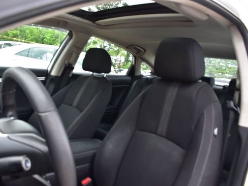 Used 2017 Honda Civic EX image 14