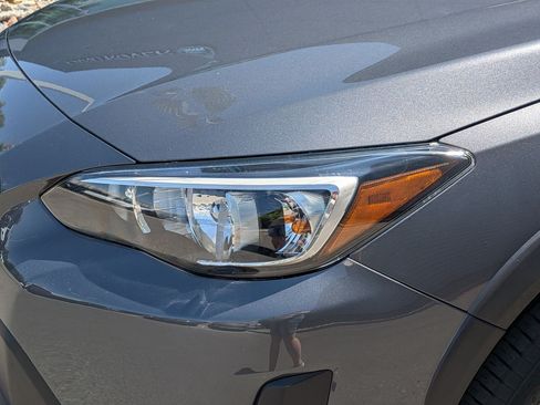 Used 2023 Subaru Crosstrek 2.0i AWD/4WD image 10