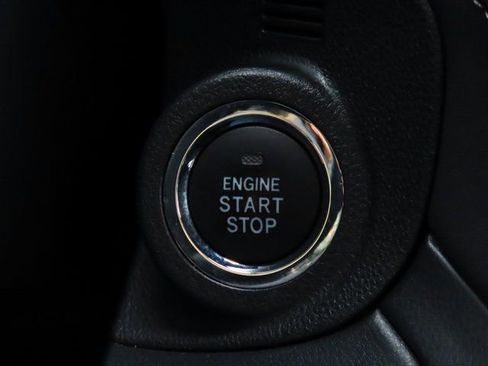 Used 2025 Subaru Outback Premium w/ Popular Package #1A image 28