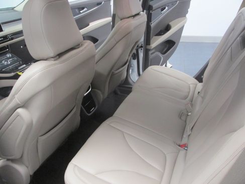 Used 2023 Lincoln Nautilus AWD w/ Premium Package image 26