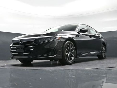 Used 2021 Honda Accord EX-L image 32