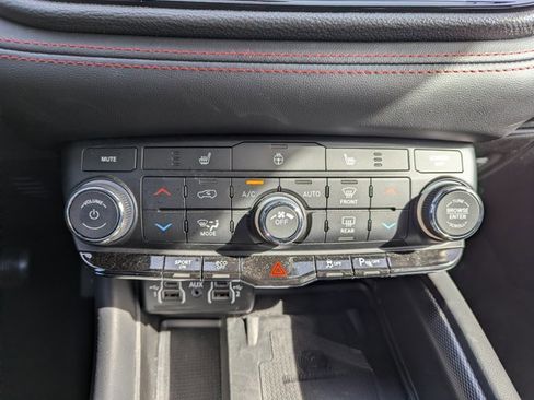 Used 2023 Dodge Durango R/T w/ Blacktop Package image 20