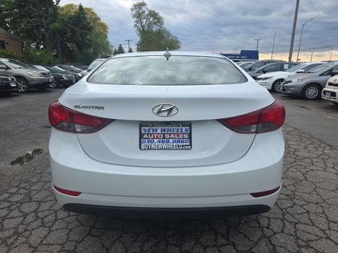 Used 2016 Hyundai Elantra Value Edition FWD image 21