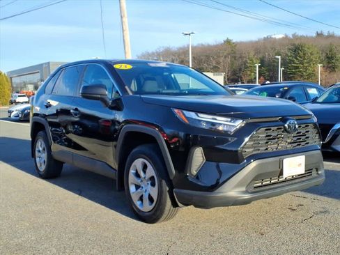 Used 2023 Toyota RAV4 LE image 3