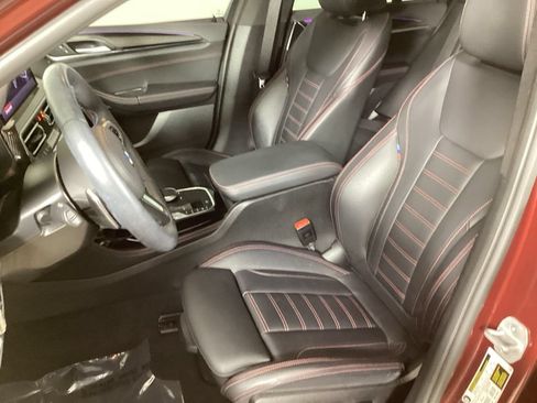Used 2025 BMW X4 M40i w/ Premium Package AWD/4WD image 10