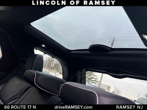 Used 2022 Land Rover Discovery HSE R-Dynamic image 20