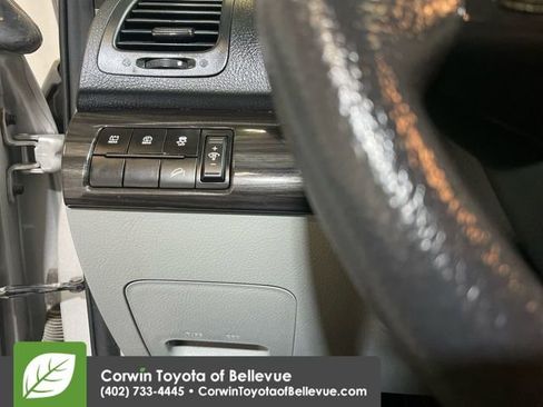 Used 2011 Kia Sorento 2WD image 18