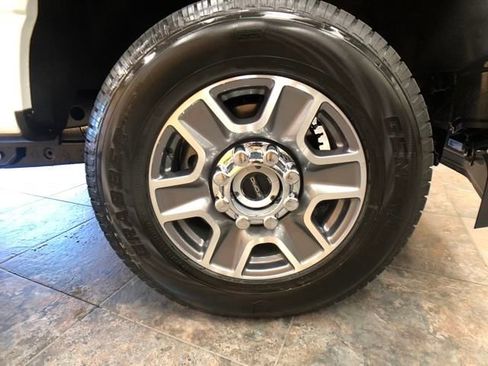 New 2025 Ford F250 XLT w/ 360-Degree Camera Package image 9