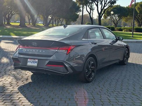 New 2026 Hyundai Elantra SEL Sport Premium FWD image 5