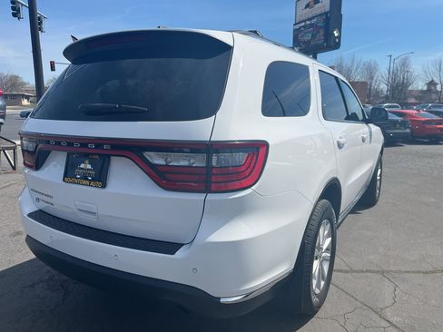 Used 2022 Dodge Durango SXT image 7