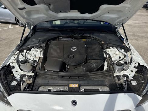 Used 2023 Mercedes-Benz C 300 Sedan image 10