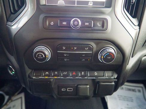 Used 2025 Chevrolet Silverado 1500 Custom Trail Boss image 24