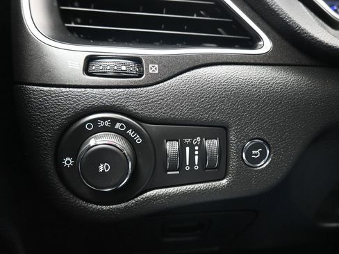 Used 2022 Jeep Cherokee Trailhawk w/ Premium Leather Package image 26