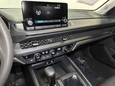 Used 2024 Honda Accord EX image 28