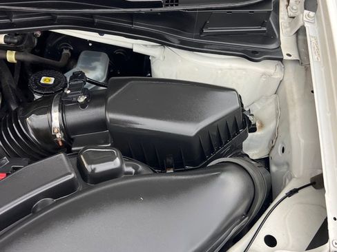 Used 2015 Honda Odyssey LX image 43