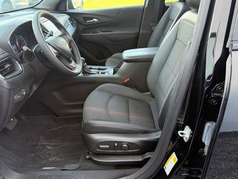 Certified 2023 Chevrolet Equinox RS FWD image 24